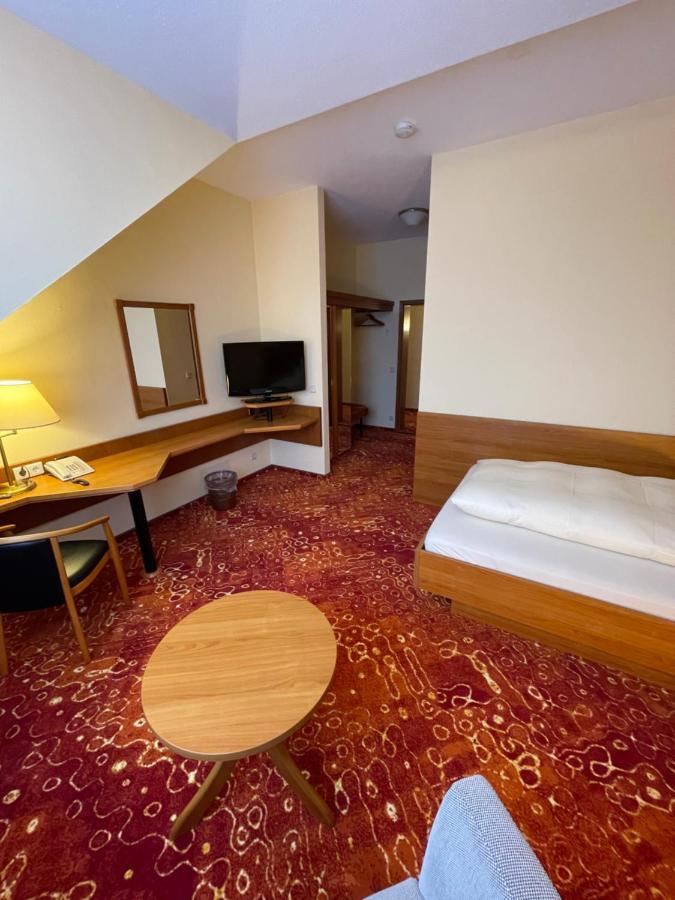 Hotel Restaurant Fischer เรมไชด์ ภายนอก รูปภาพ